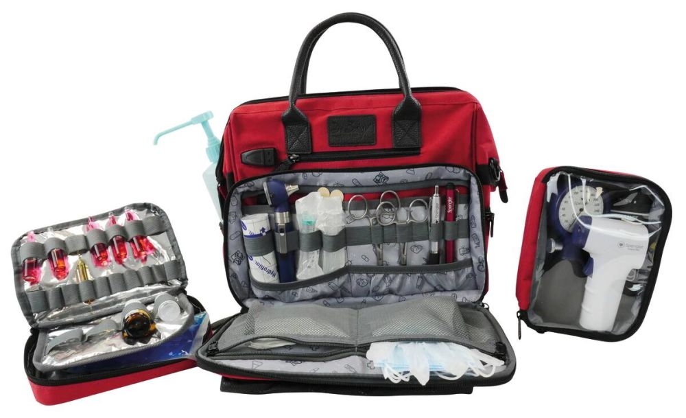 Mini Sac médical De Boisy – Malette médicale en tissu recyclé certifié GRS, lavable, résistant et déperlant - Dimensions : L. 32 x l. 20 x H. 28 cm  Poids : 1,6 kg  Charge supportée : 4 kg