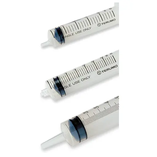 Seringue 3 pièces sans aiguille TERUMO : précision, sécurité et confort d’utilisation - Embout Luer excentré - Conditionnement : 1 boîte de 25 (2 contenances)