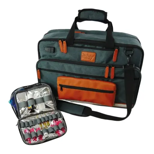 Sac à dos convertible médical De Boisy – Le choix idéal pour les professionnels de santé - Dimensions : L. 30 x l. 15/19 x H. 45 cm  Poids : 2,2 kg  Charge supportée : 6 kg (2 coloris)